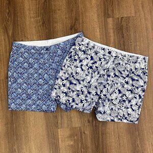 EUC Stella Parker Blue and White Patterned Flat Front Chino Shorts Bundle Sz 16